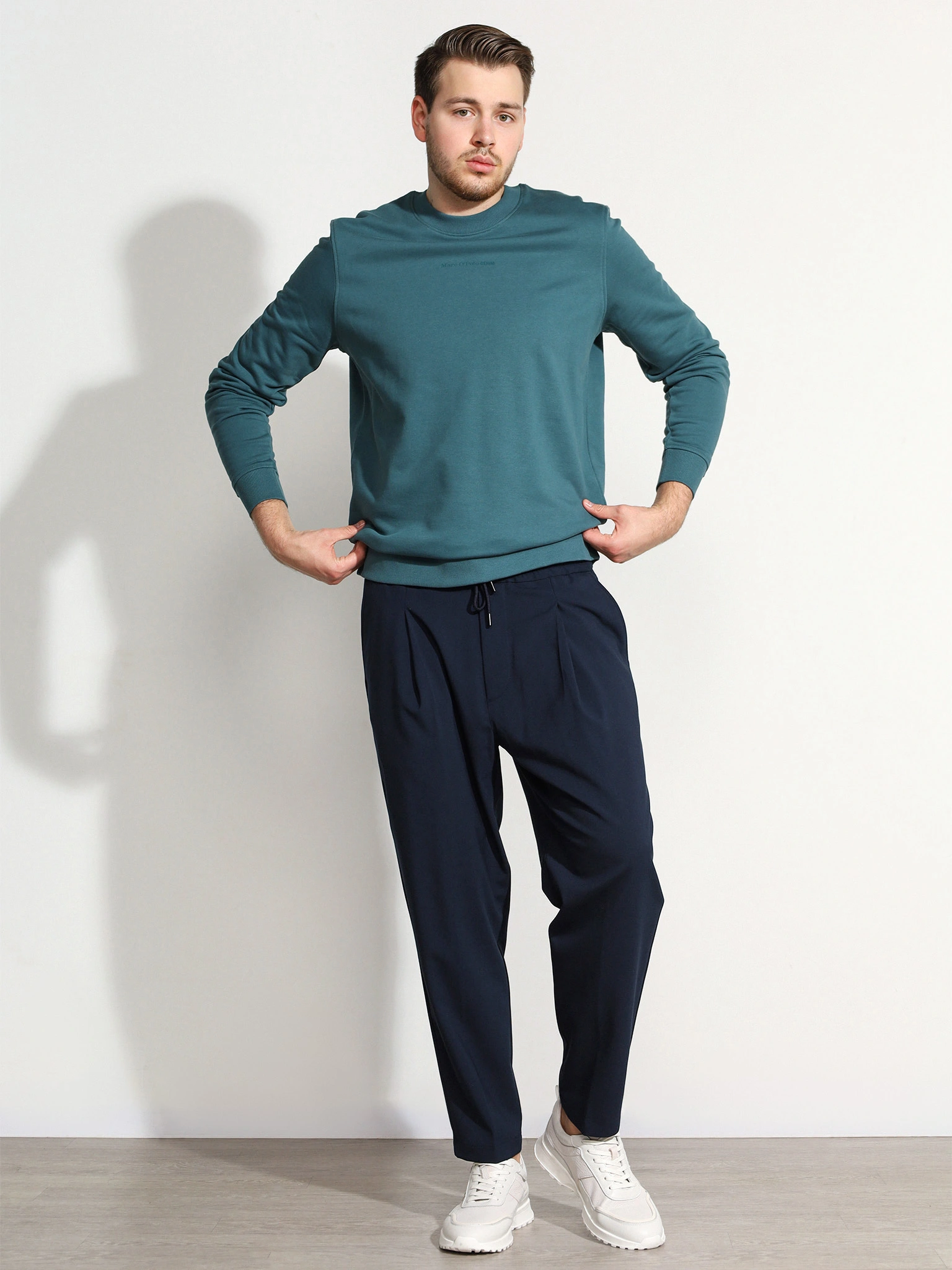 Толстовка зеленого цвета из хлопка